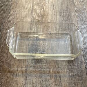 Fire King 1 1/2 quart glass Baking casserole Dish with Handles